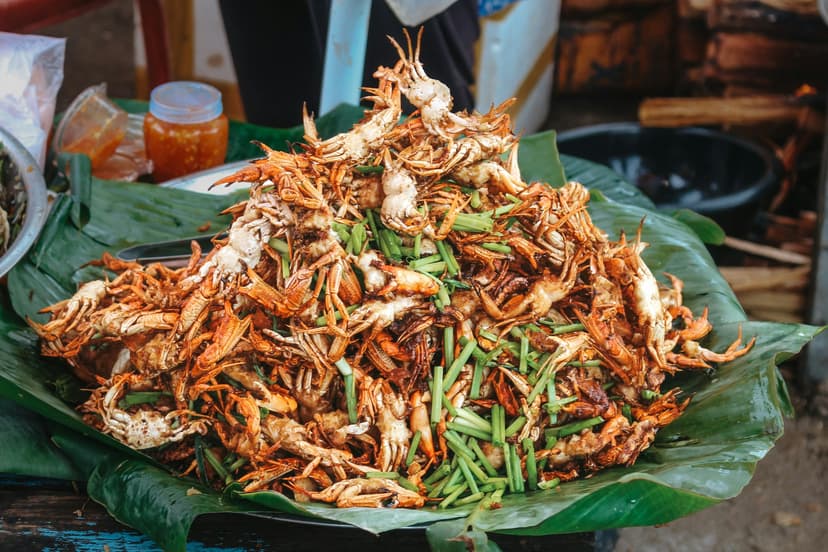 Fried crab on a banana leaf at the market in Kep